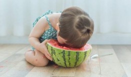 吃瓜中国宝宝,揭秘网络时代的“瓜田”现象